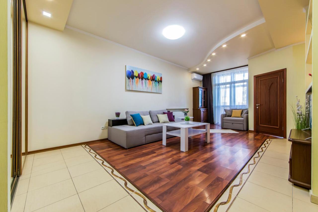 2К Квартира У Новому Будинку На 10 Поверсі, Печерськ Kiev Exterior foto